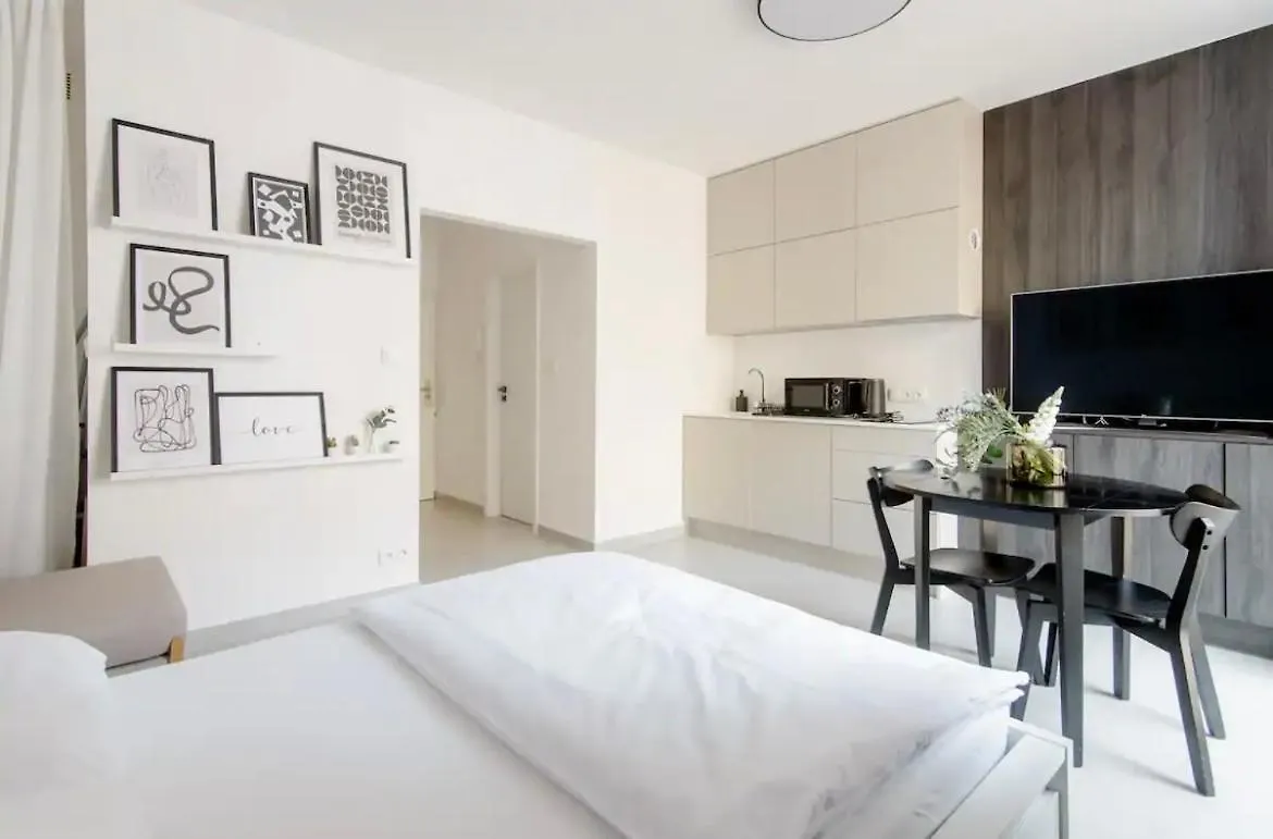 Cozy & New Studio Apartment Peace Sq. 布拉格 捷克
